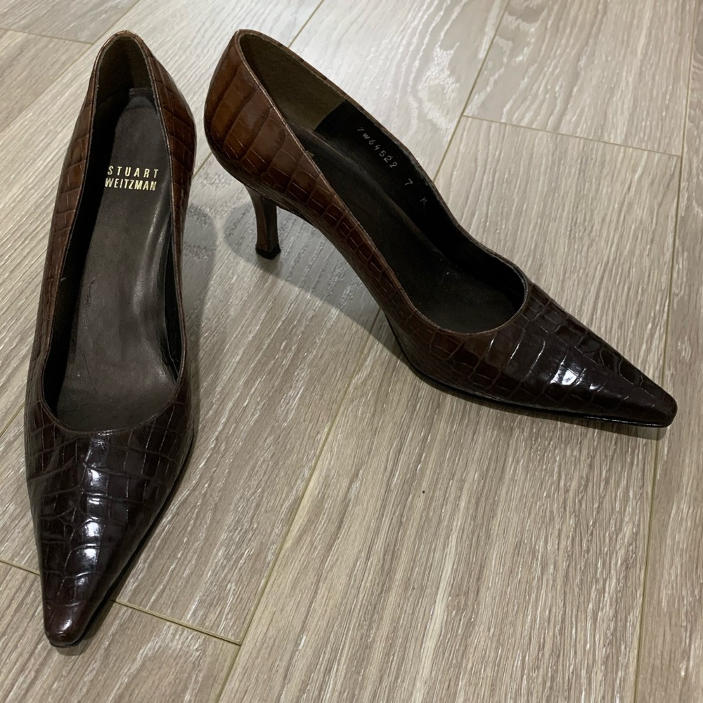 Stuart Weitzman Brown Leather Pump